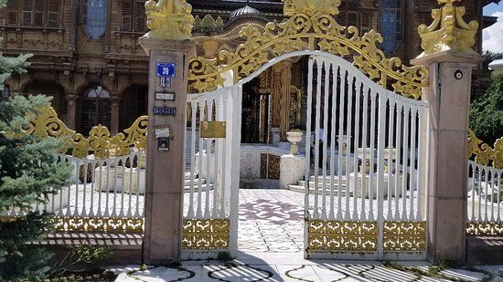 Altın Köşk Müzesi